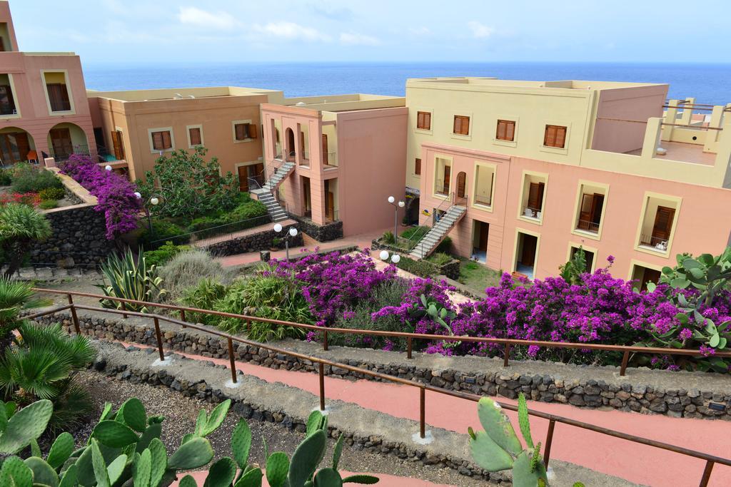 Suvaki Resort Madonna Delle Grazie Exterior foto